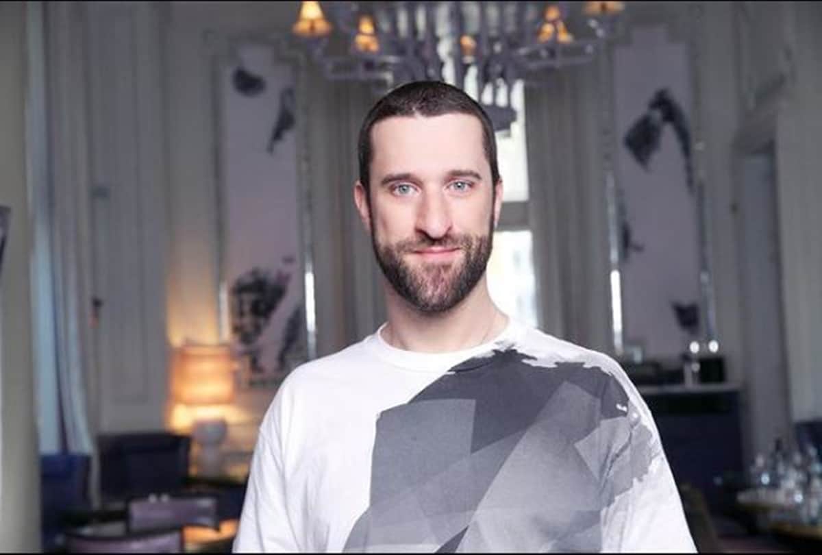 'Saved by the Bell' star Dustin Diamond dies at 44 after lung cancer diagnosis