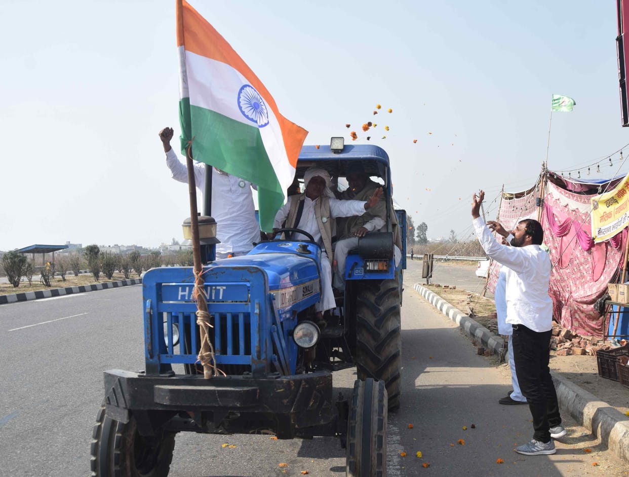 Kisan agitation: Tikari border reached from 125 rural tractors from Makauli