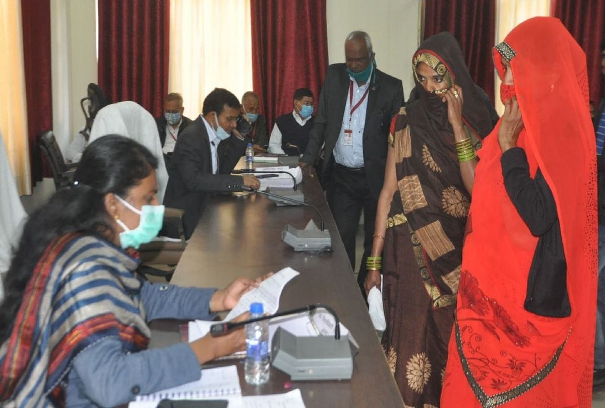 Ration Card Made For Family Food Complaint Came In Telsil Divas Agra
