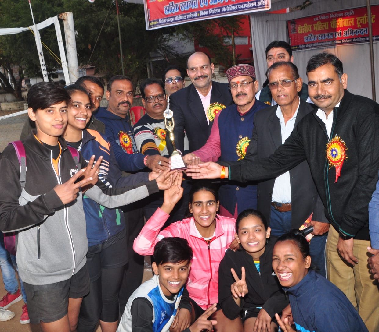 Aagra win valibal competetion in jhansi
