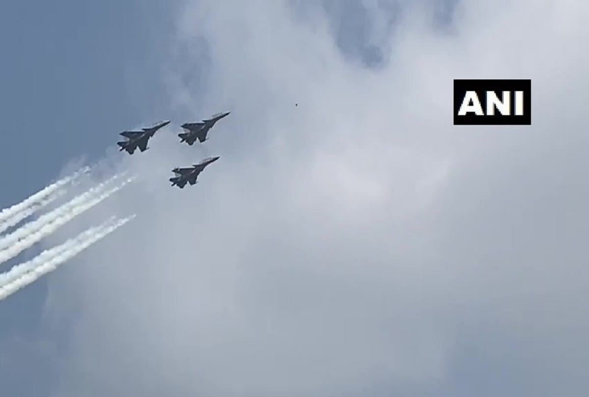 Aero India 2021 Live updates : India's premier aerospace exhibition takes off in Bengaluru, Rajnath Singh Present