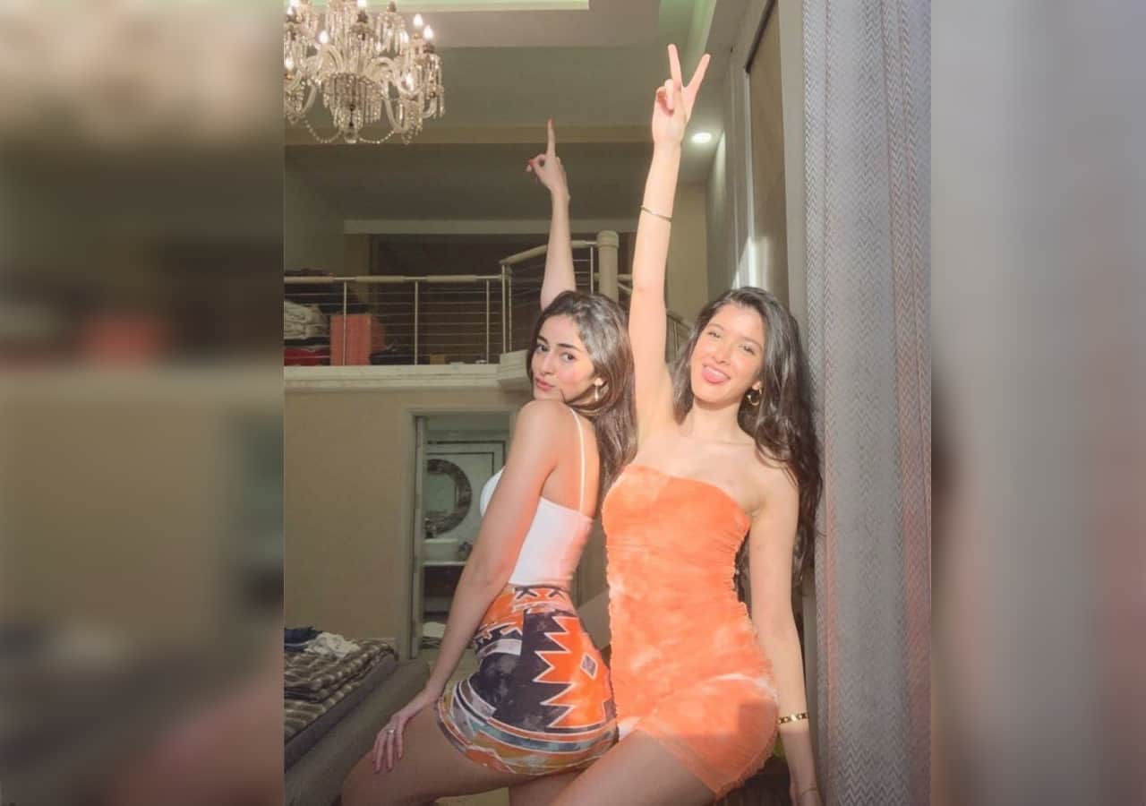 Ananya pandey sizzling in her latest photoshoot