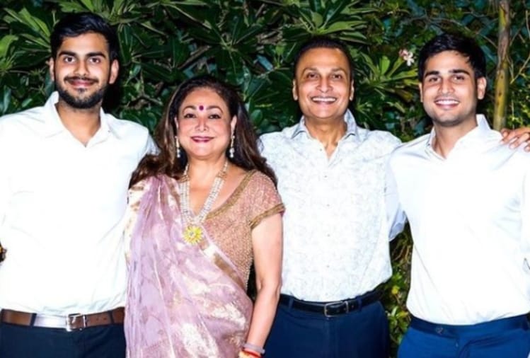 Tina ambani anil ambani with his son jai anmol and jai anshul here family photos