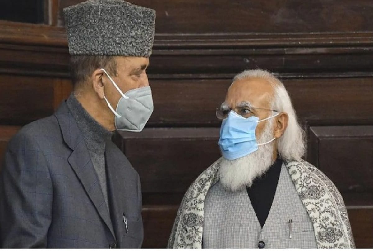 Ghulam Nabi Azad said in front of PM Modi in Rajya Sabha nothing will be achieved by fighting farmers