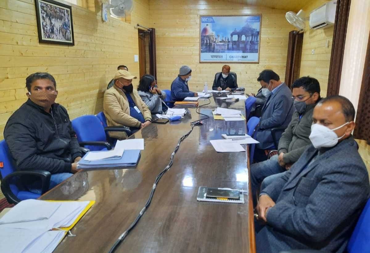 Emphasis on better functioning of officers to prevent migration