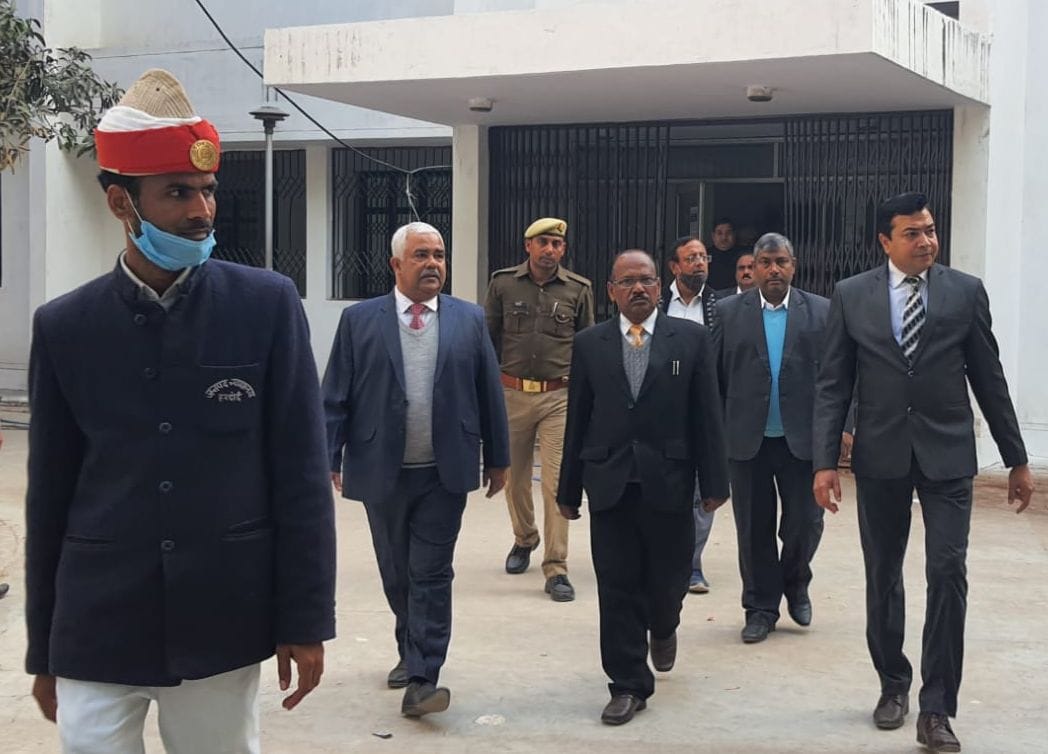 Vinod, who came from Firozabad, took charge as District Judge