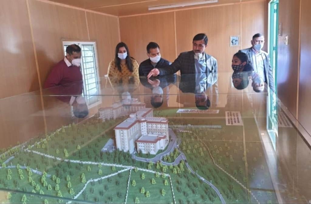 dc hamirpur inspect medical college building
