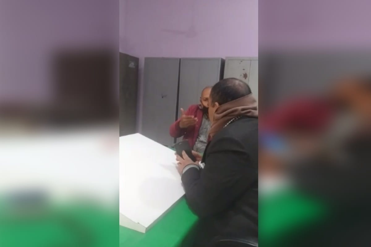 Meerut News: A teacher is beaten up by a teacher in Meerut and see photos