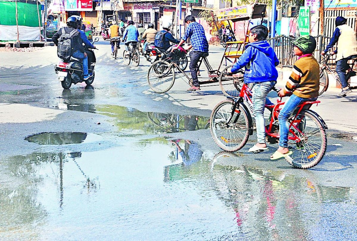 One Lakh People Face Sewer Problem In Agra