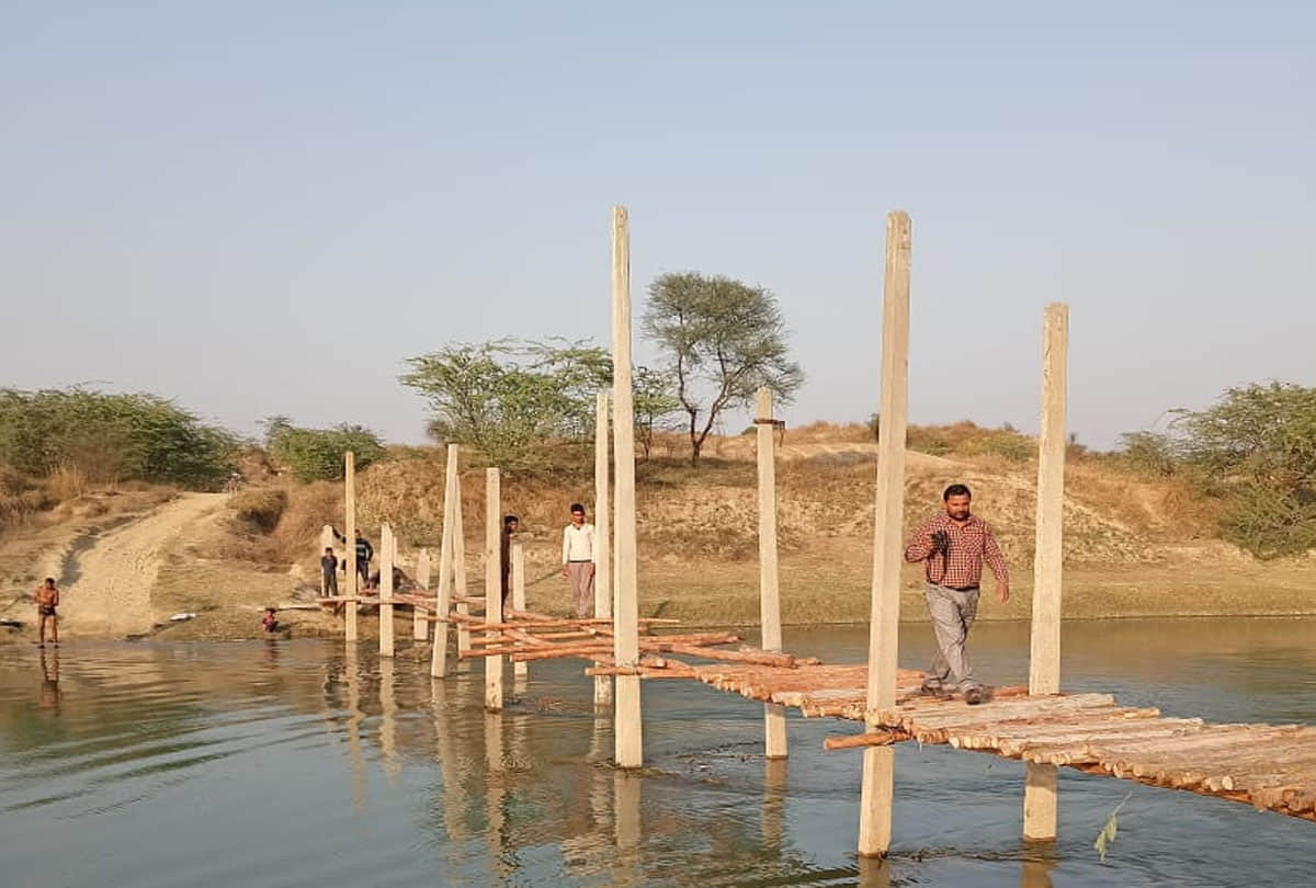Villagers started building bridges on Rind river themselves