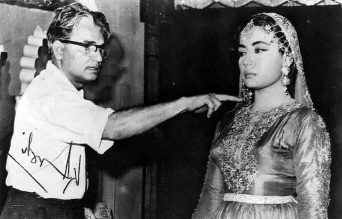 Pakeezah: An epitome of Love, honor and war