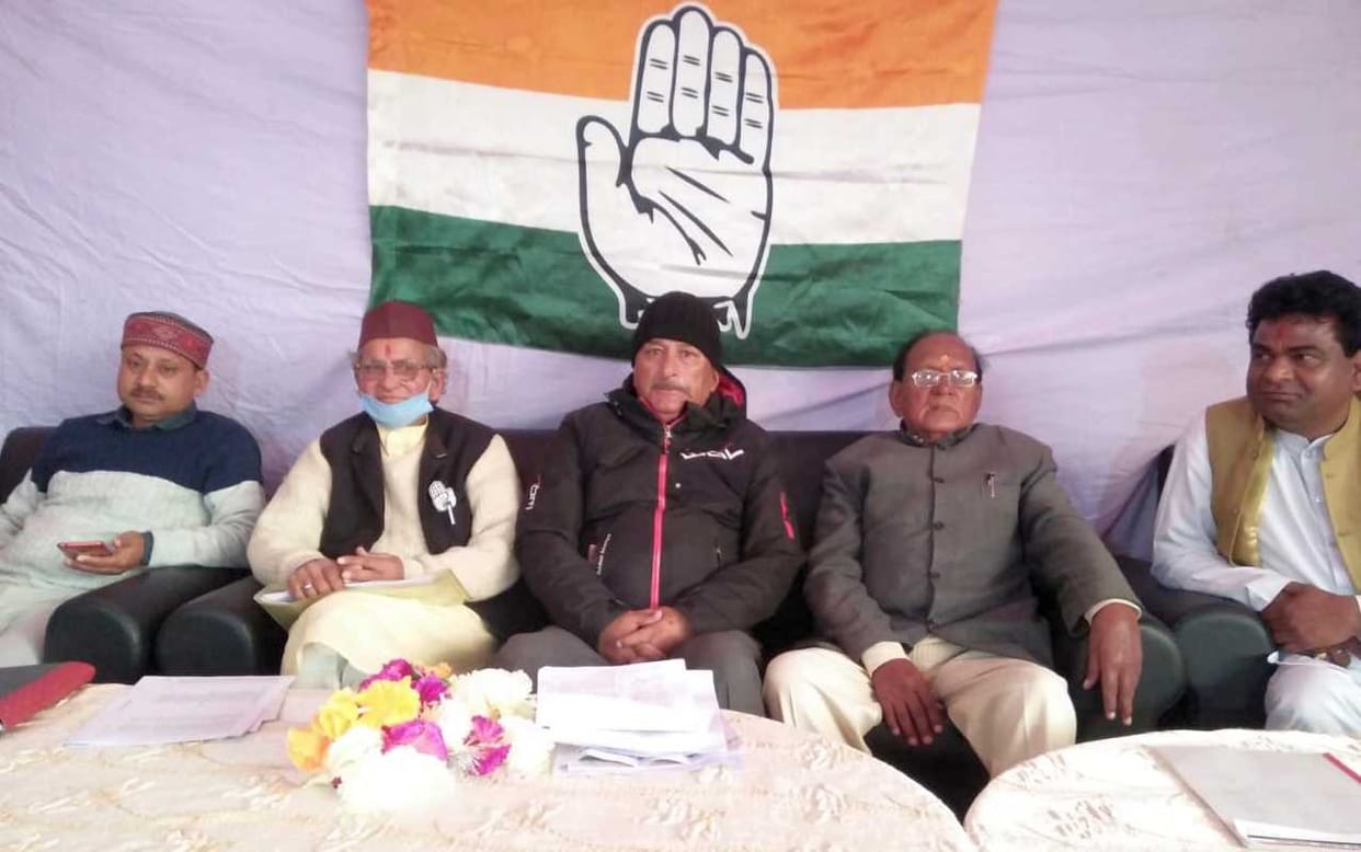 If there are utensils, you will have to mingle with each other: Mayukh