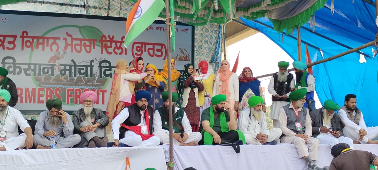 Rural women whipped the central government through Haryanvi songs