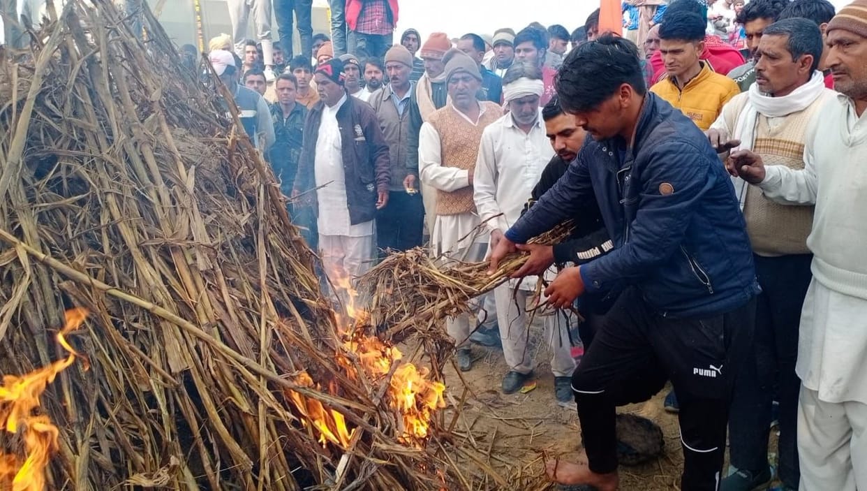 Last farewell to BSF jawan with military honors