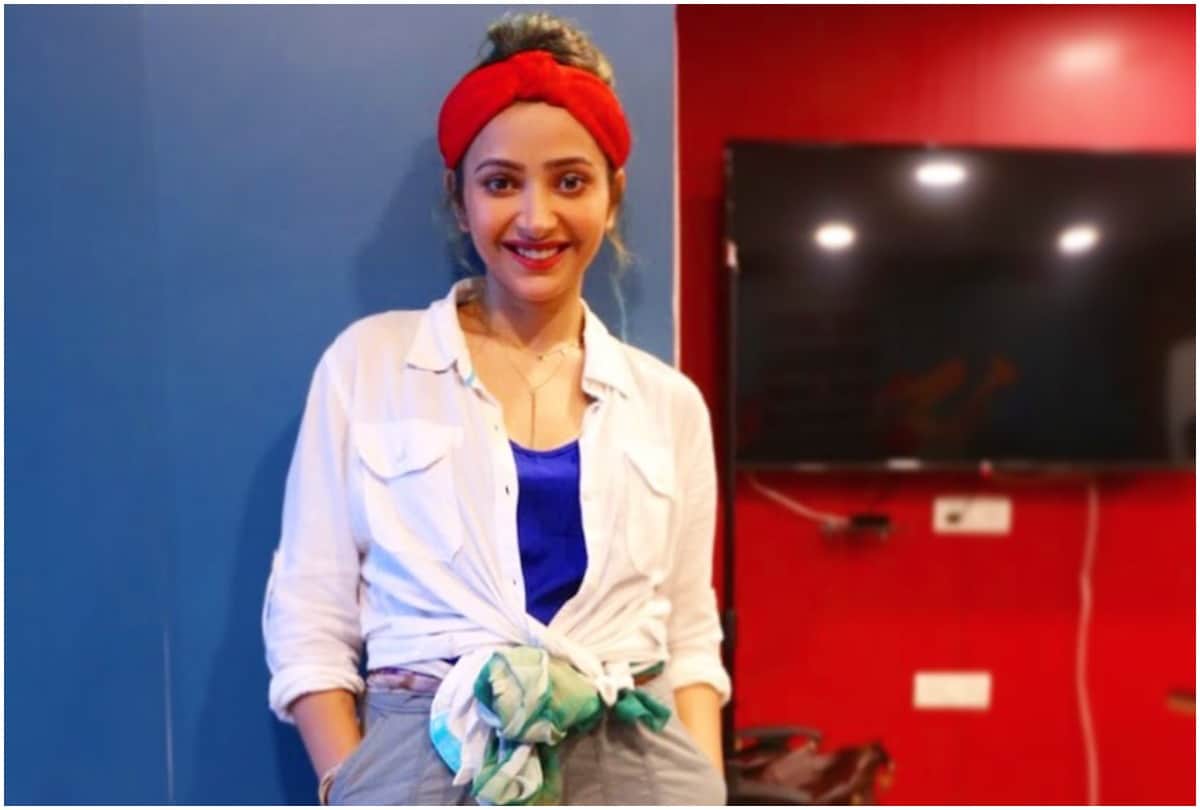 Shweta Basu Prasad Visits Mumbai Red Light Area to prep For Her Role In Madhur Bhandarkar's Next Film