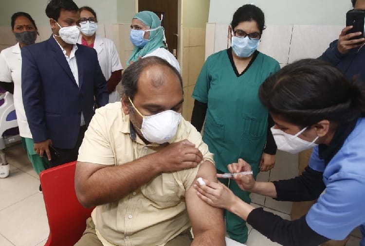 Chandigarh leads Union Territories in vaccination of health workers