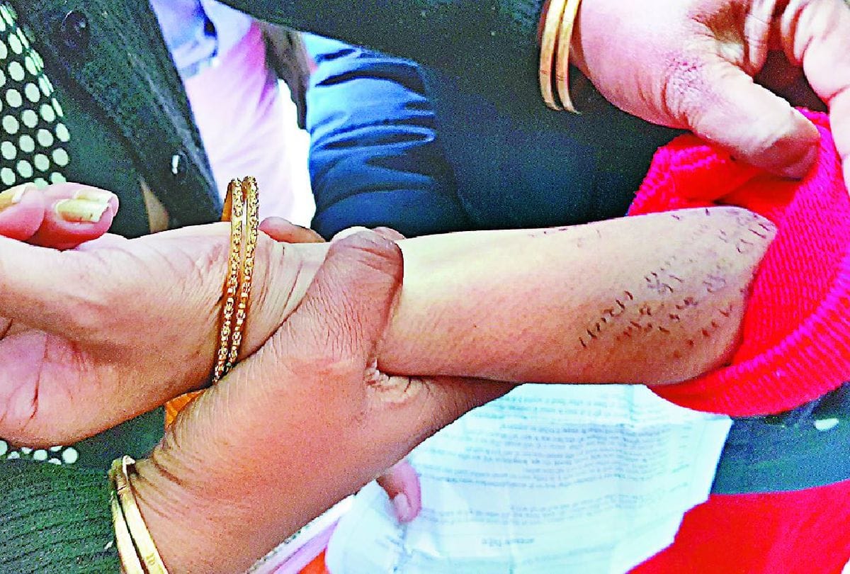 Dled Exam English Paper Viral On Mobile Etah News