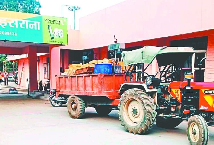 Panipat police busted illegal liquor factory