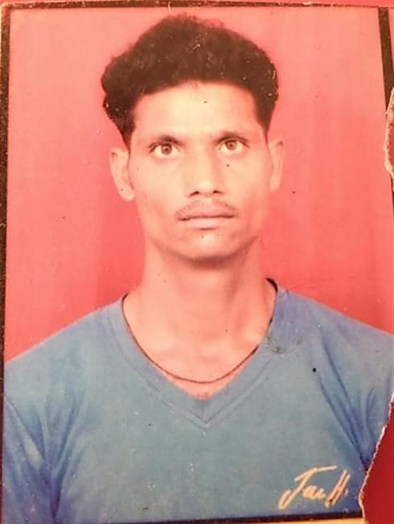Hathras: Young man commits suicide by putting a noose around his neck