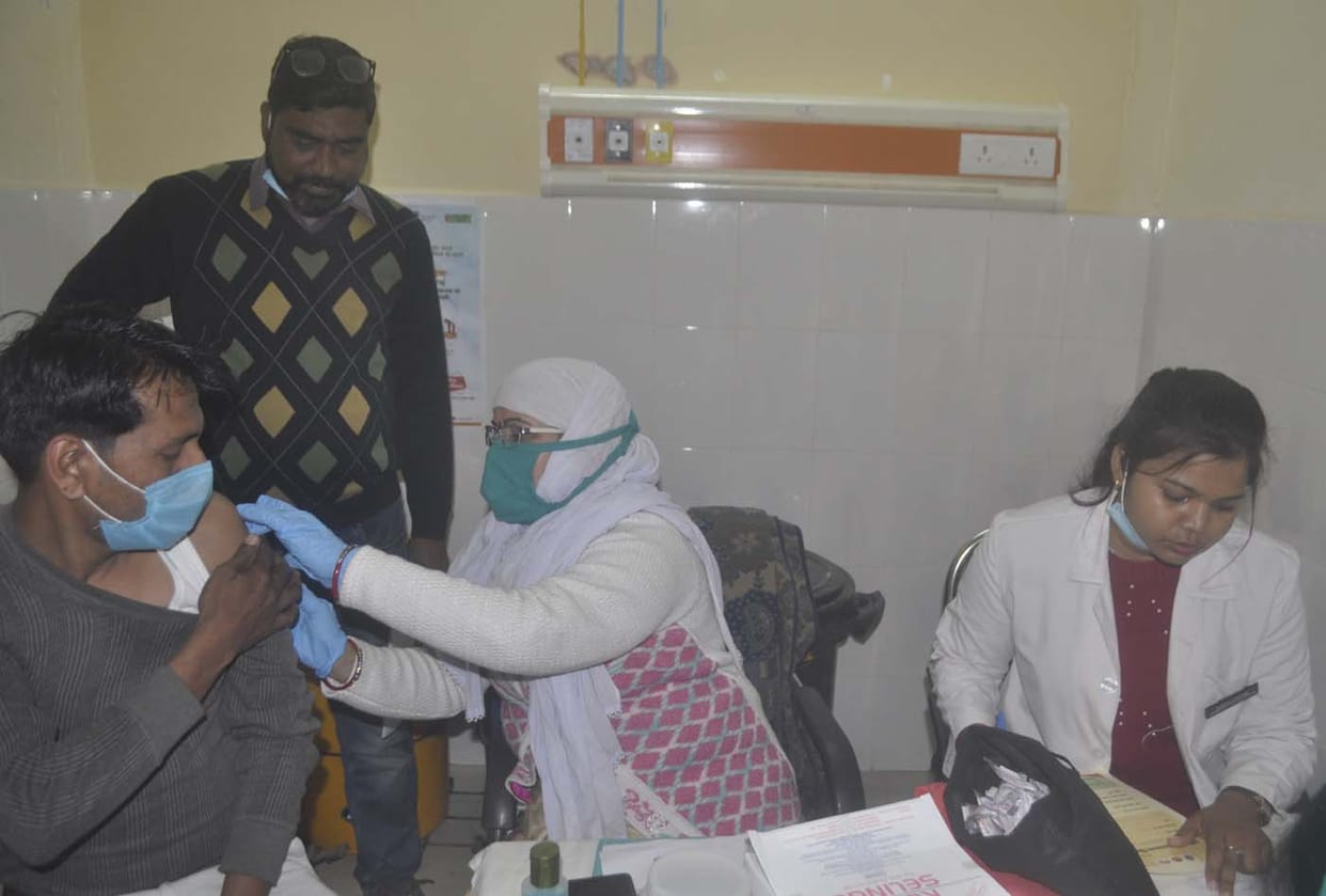 1290 vaccinated in 11 hospitals of the district
