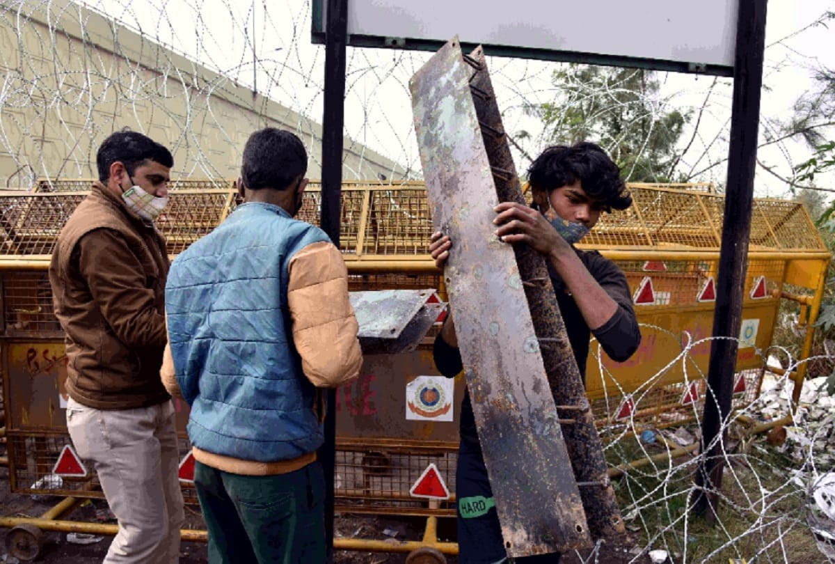 kisan andolan Police security tight on Singhu Ghazipur and Tikari border