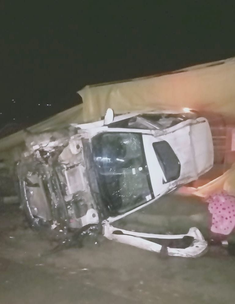 Car falls in Katrayin, girl dies
