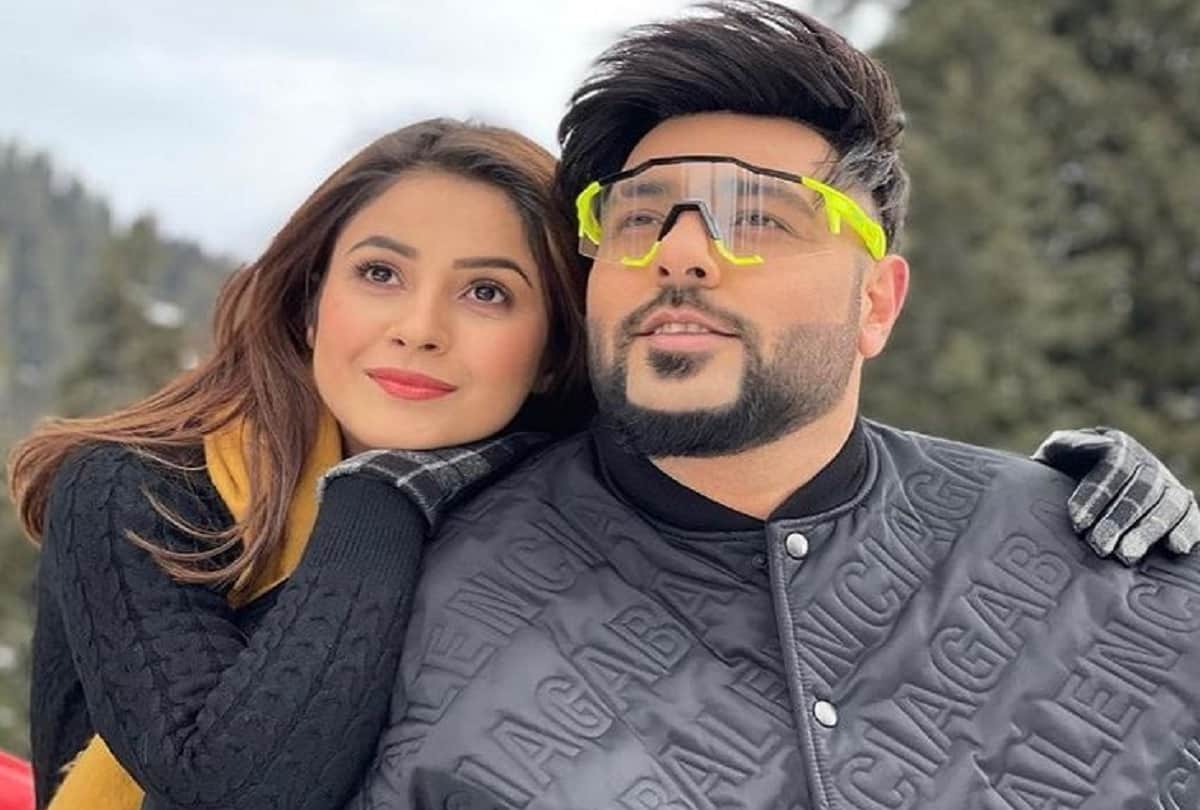 Shehnaaz Gill becomes 'Kashmir ki kali' in traditional attire as she shoots in Snow covered mountains with Badshah