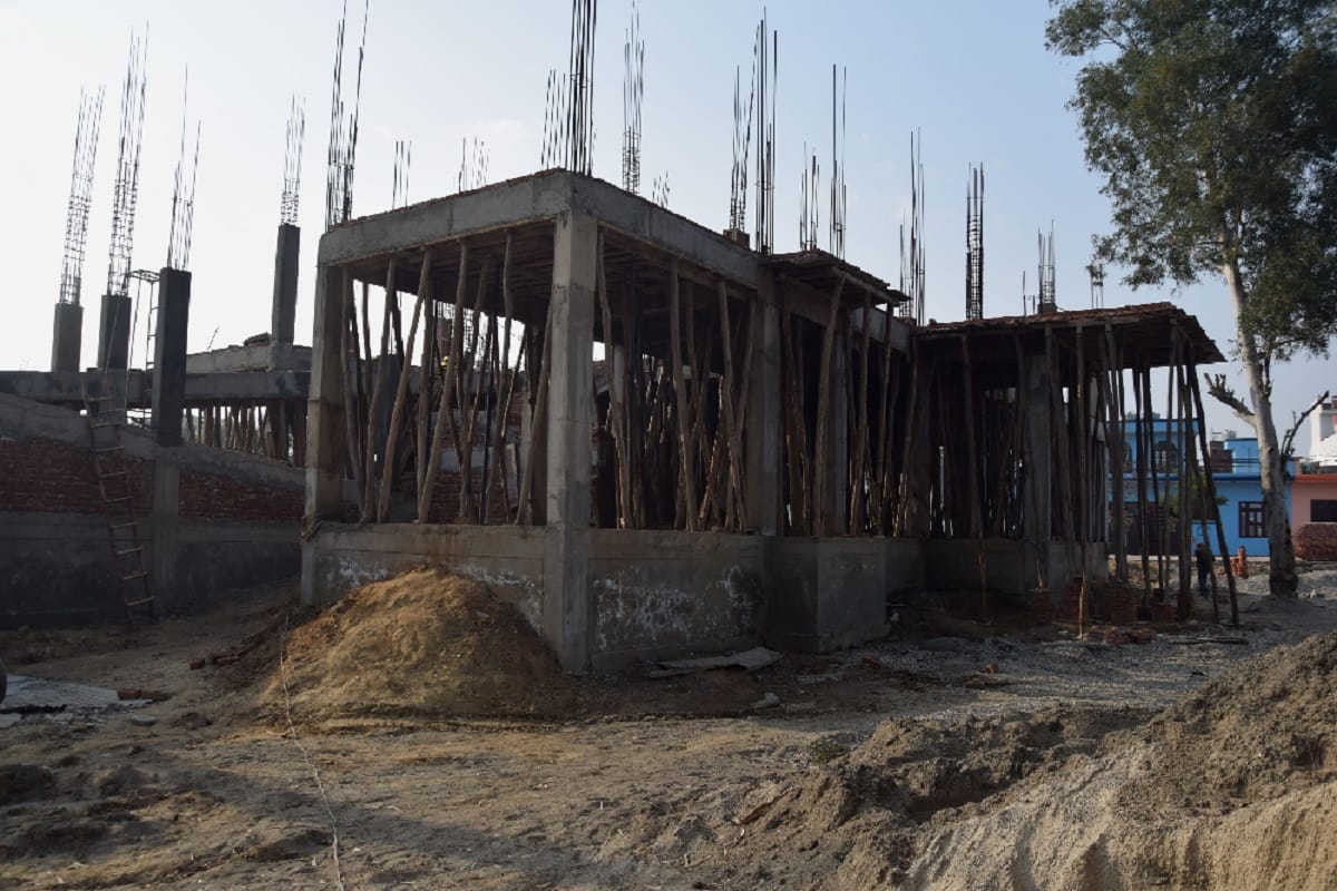 Amar Ujala Exclusive Report: Government departments are constructing without passing the map in Meerut