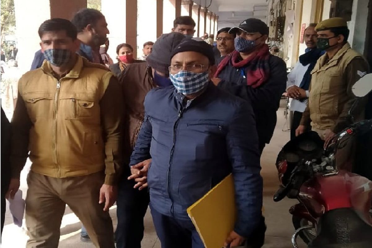 Meerut News: Vikas Jain have make fake 200 crore in GST bills