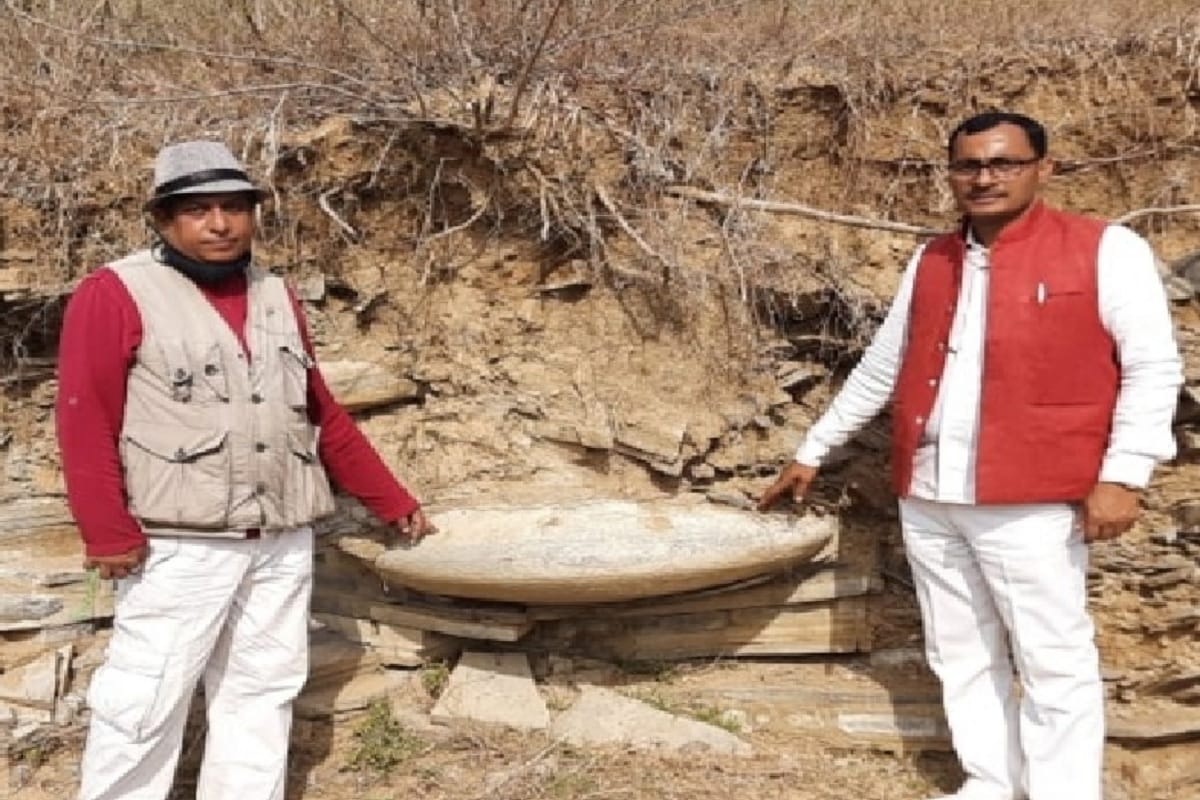 Sonebhadra news in hindi 150 million years old nodules found in UP made of calcium carbon collected in cell