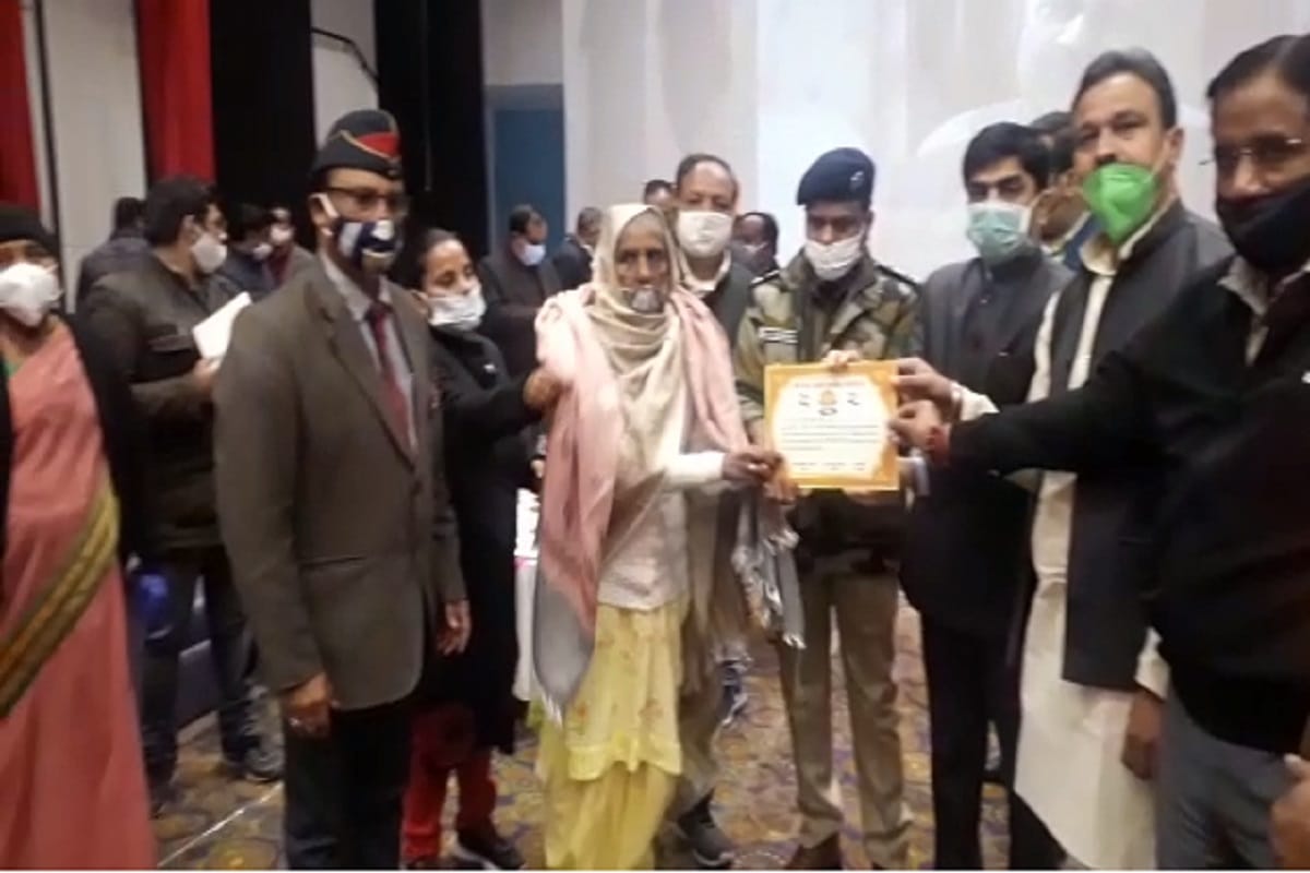 Programs on Chauri Chaura Shatabdi celebrations has organized in the districts of Western Uttar Pradesh