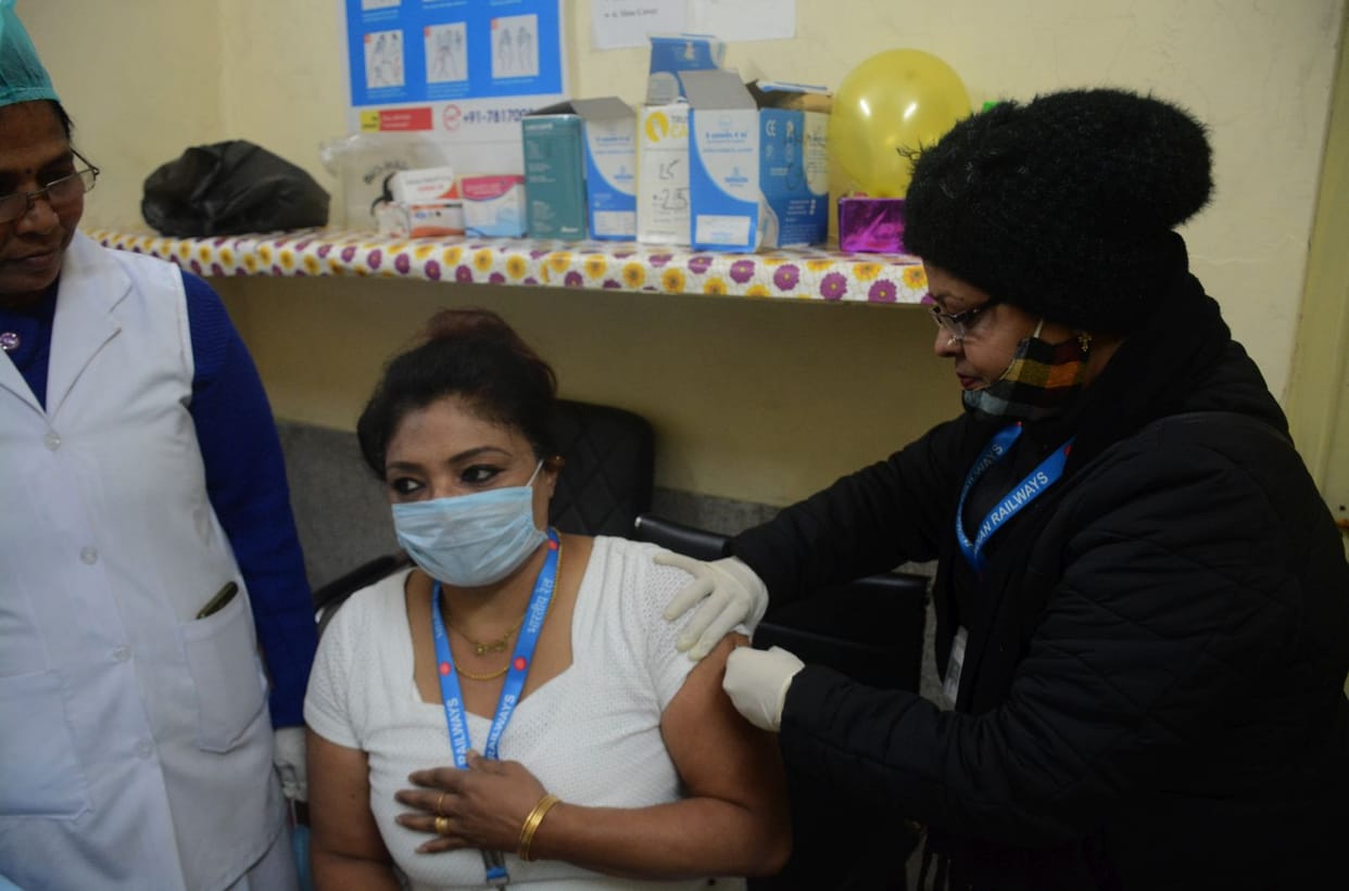 Health workers show enthusiasm, 70.76 percent vaccination