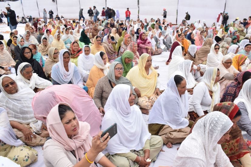 Kisan agitation will continue till black law is withdrawn: Priyanka