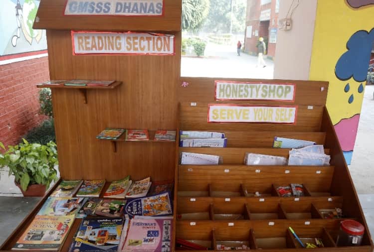 Chandigarh : Government school of Dhanas competes with private schools 