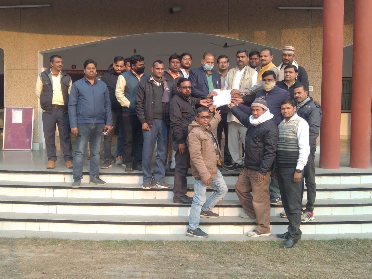 Immediate resolution of pending problems of teachers