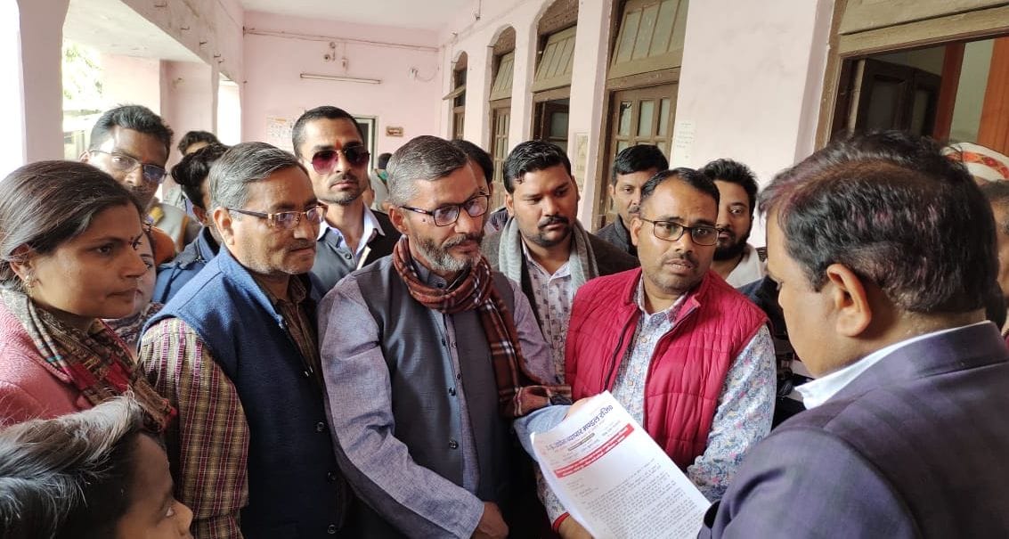Business board gave memorandum regarding public problems