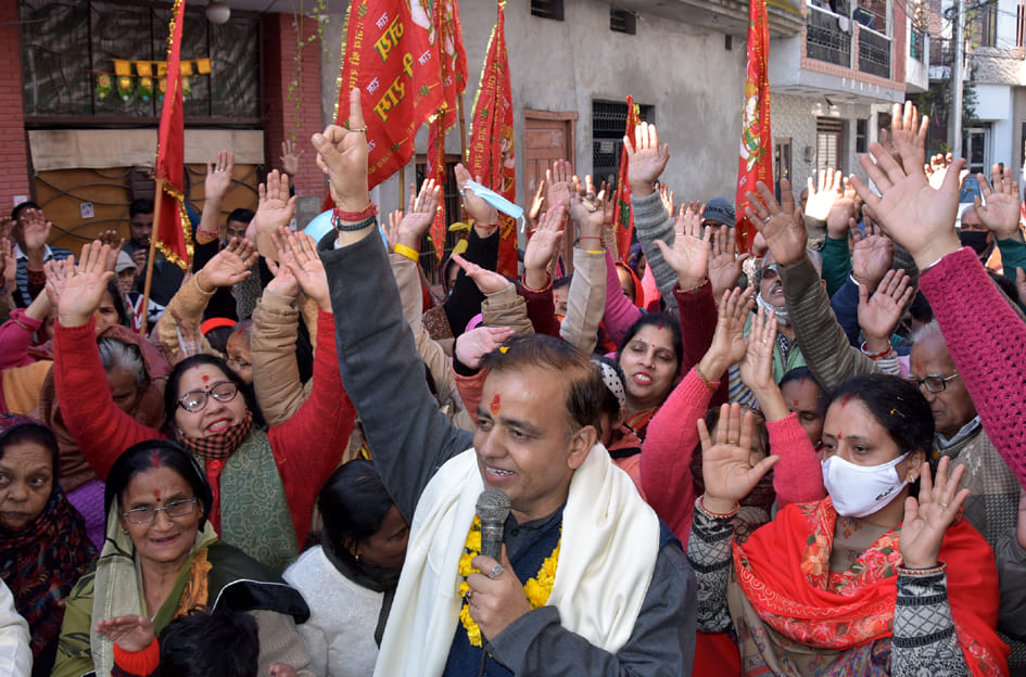 Shouts of Shri Balaji Maharaj in Prabhatferi