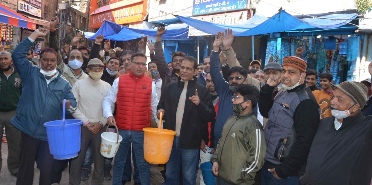 Merchants furious after no water supply