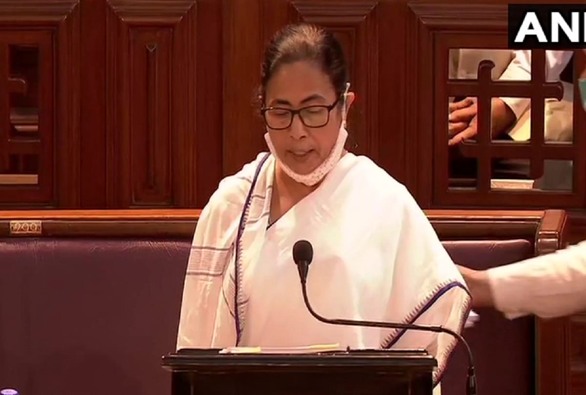 West Bengal : Mamata Banerjee Presented Interim Budget Of Aprox Rs 3 Lakh Crore In Assembly, Opposition Parties Boycotted Her Speech
