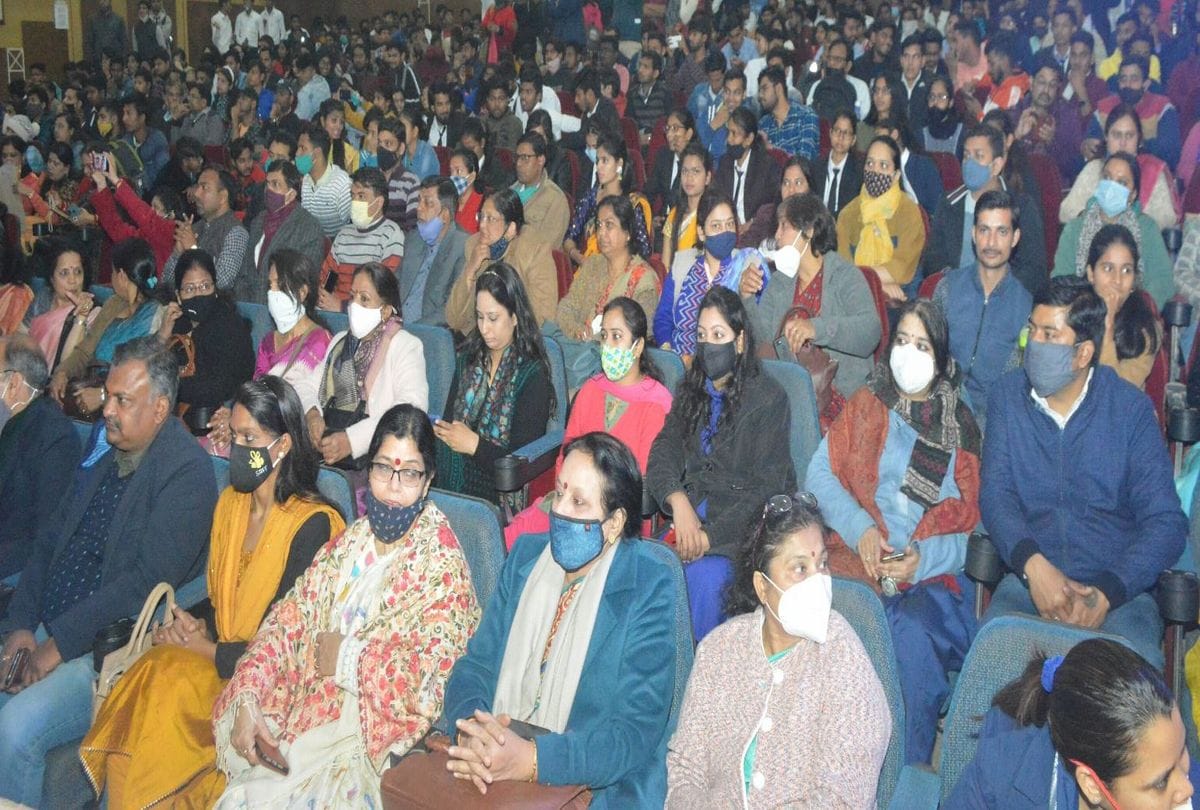 Dr Brau Yuvotsav Starts Today In Agra