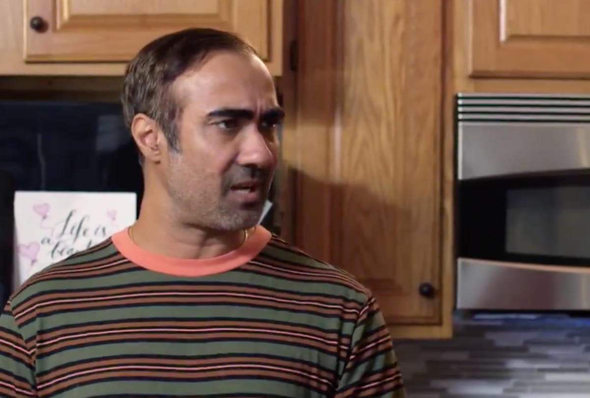 Ranvir Shorey says Greta Thunberg is uneducated and rihanna is just excuse