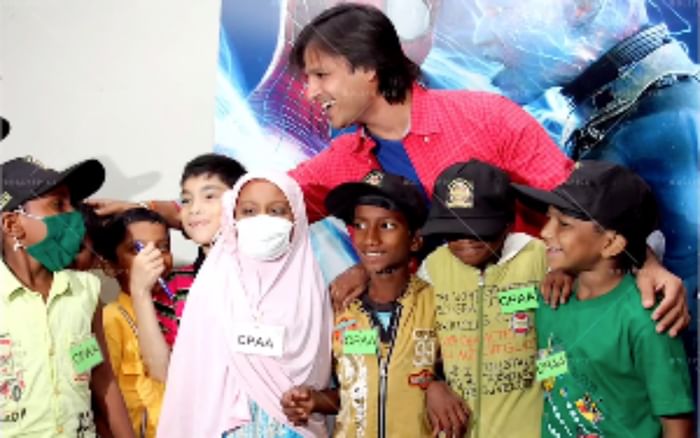 vivek Oberoi Helped More Than 2 Lakh Children Patients With Cancer Disease In 18 Years Says This Is My Achievement