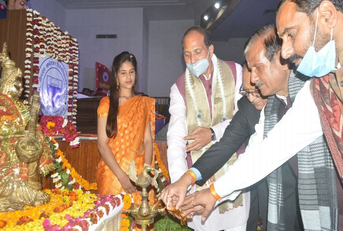 Dr Brau Yuvotsav Starts Today In Agra