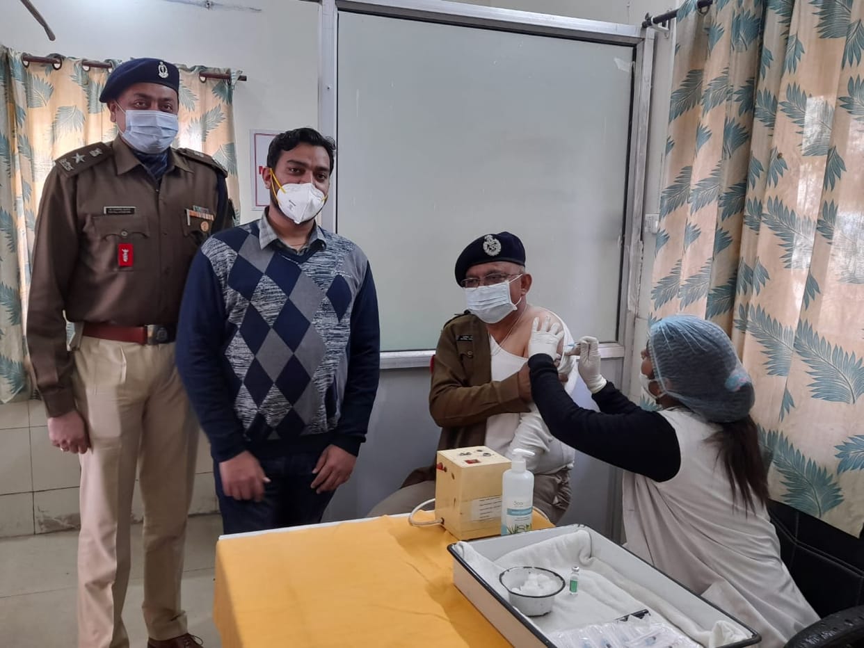 CRPF DIG gets Kovishield vaccine