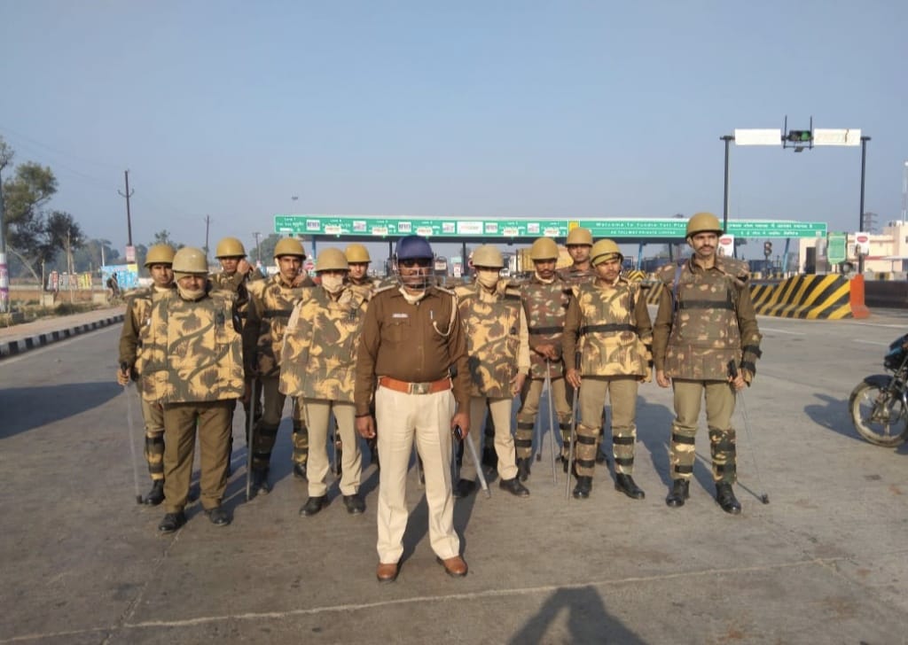 Alert force on farmers' blockade movement, farmer leader detained