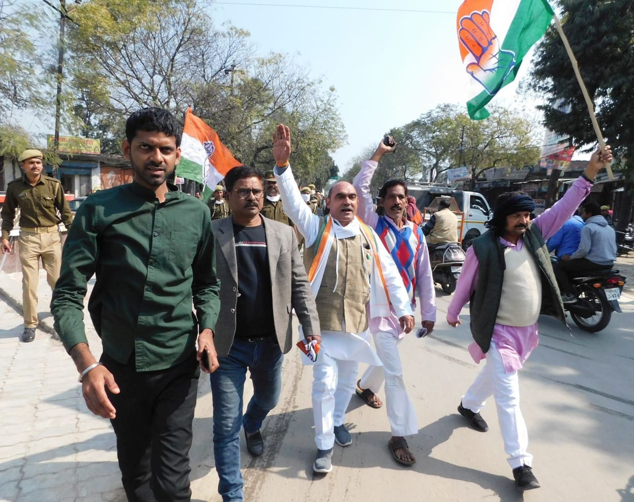 Protest against agricultural law, 18 Congressmen arrested
