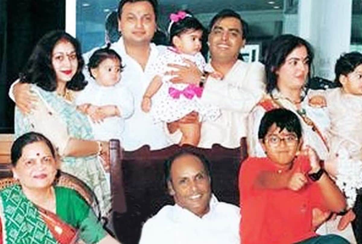 Have A Look At These Unseen Pictures Of Nita Ambani And Tina Ambani