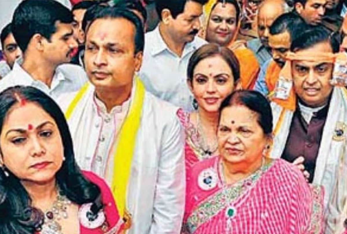 Have A Look At These Unseen Pictures Of Nita Ambani And Tina Ambani