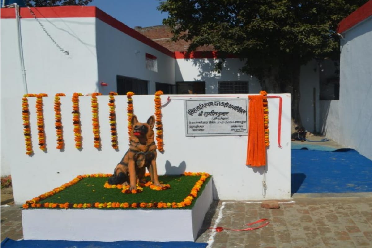 Muzaffarnagar SSP unveils ASP Tinki statue, she made more than forty sensational revelation in six-year job