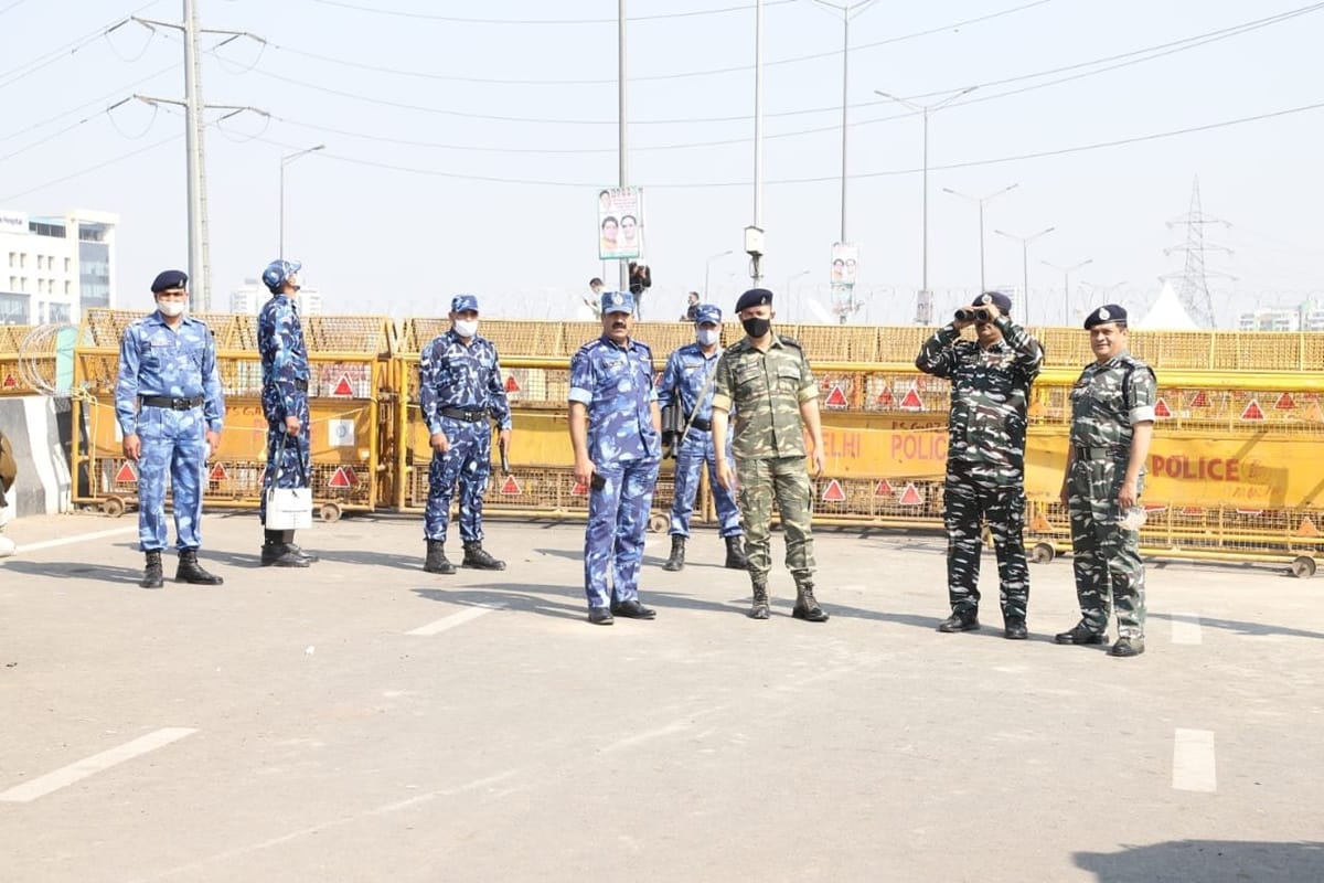 Chakka Jam Delhi Live Updates News: Kisan Andolan farm laws highways security forces farmer organisations internet central govt opposition